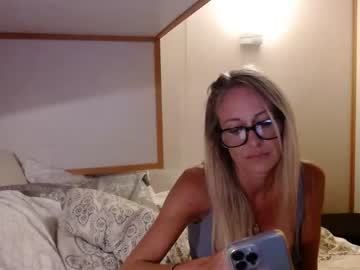Nude cam couple jess_glamis96 image #2008545