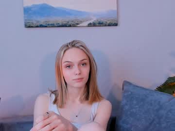 Nude cam girl edaclose image #7025159
