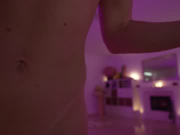 Nude cam girl hannahjames710 image #4281582