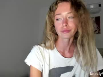 Nude cam girl oksanafedorova image #2721007