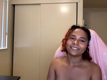 Nude cam girl zombeeberry image #3855293