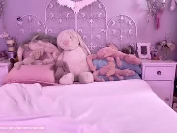Nude cam girl autumnvondoe image #3635028