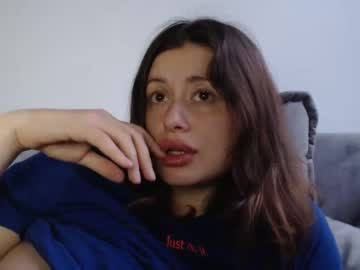Nude cam girl gmonline111 image #2560377