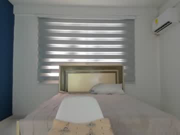 Nude cam girl roberta_lipa image #4037713