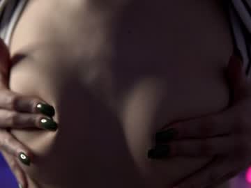 Nude cam girl neferpita image #6748383