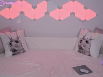 Nude cam girl taanni_bc image #3850384