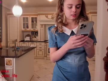 Nude cam girl misss_vikki image #1321380
