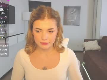 Nude cam girl adri_dream image #7038153