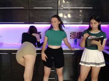 Nude cam couple renae_tom image #4882529