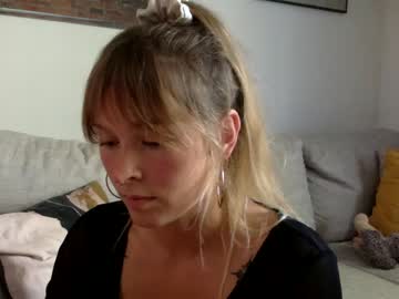 Nude cam girl lunarosestone image #5438102
