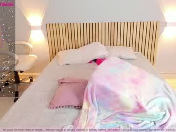 Nude cam girl little_effy18 image #4163006