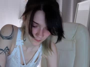 Nude cam girl ray_faster image #4048774