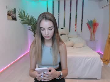 Nude cam girl amelia__williams image #344441