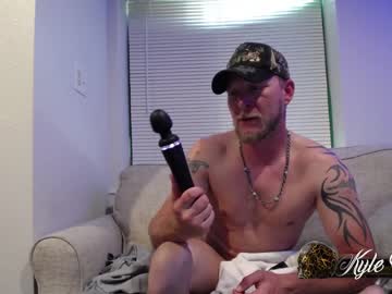 Nude cam man kylechat image #2039949