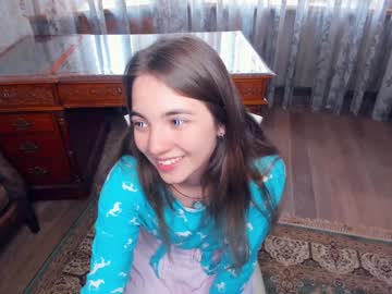 Nude cam girl shy_media image #4489299