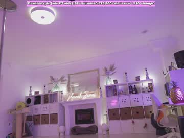 Nude cam girl hannahjames710 image #5738992