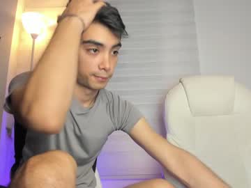 Nude cam man born2pizzaa image #4800695