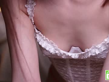 Nude cam girl bonnie_petite image #6433989