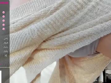 Nude cam girl hee_jin image #3594056