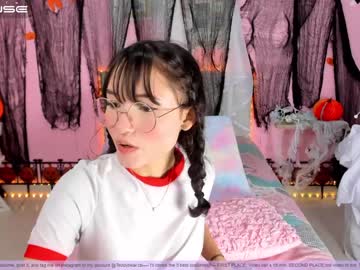 Nude cam girl little_effy18 image #2901927