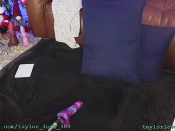 Nude cam girl taylor_love_303 image #5845232