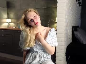 Nude cam girl ellizabetta image #6956029
