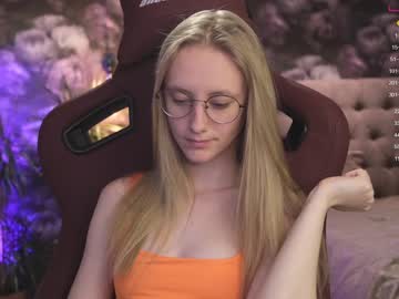 Nude cam girl angeellina image #1797015