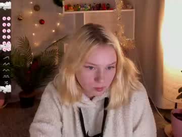 Nude cam girl lime_cat_nana image #3422136