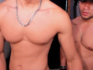 Nude cam man travis_bakerr image #5006144