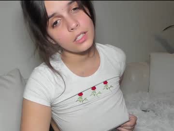 Nude cam girl lilbeccaxo image #1756370