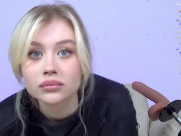Nude cam girl shycinderella image #4245319