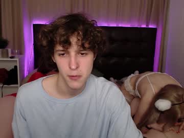 Nude cam couple kuroteur image #1445006