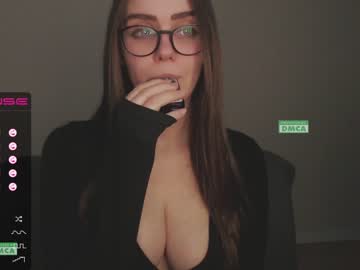 Nude cam couple mooduck69 image #4320194