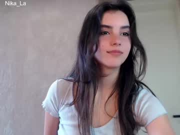 Nude cam girl nika_la_sun image #4173148