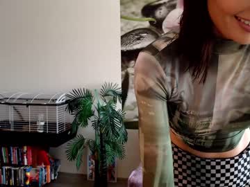 Nude cam girl jennycutey image #2717469