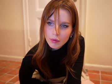 Nude cam girl ellaa91 image #3081324