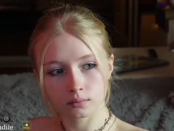 Nude cam girl bestblondiiecb image #5874754