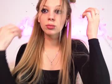 Nude cam girl shycinderella image #5752646