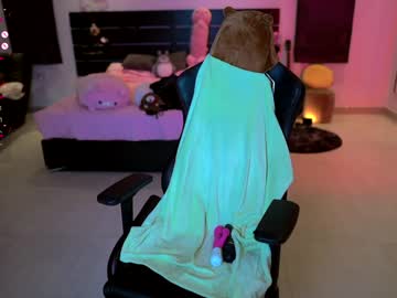 Nude cam girl madnessalise image #6184076