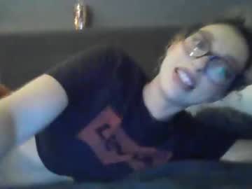Nude cam girl h0neylem0n image #1921281