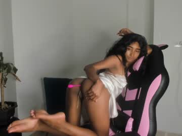 Nude cam girl naeily_evans image #5411332