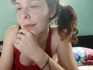 Nude cam girl maeluna33 image #1646933