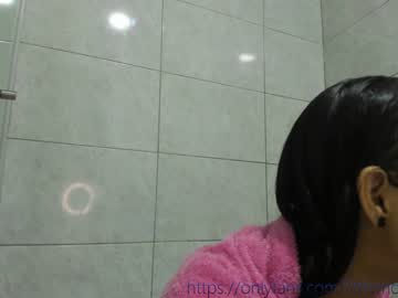 Nude cam girl littlemoon18 image #4914440