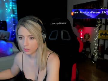 Nude cam girl kimilee22 image #5128658