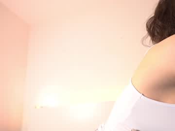 Nude cam girl reei__ image #5921974