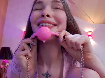 Nude cam girl immature_babyy image #1643964