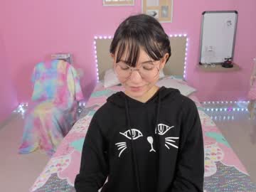Nude cam girl little_effy18 image #2113034