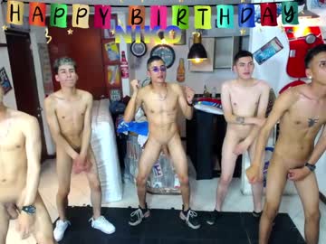 Nude cam man sextwinksx image #4515247