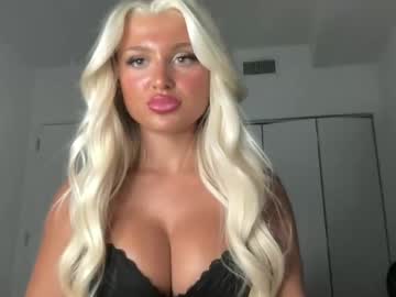Nude cam girl madinestox image #7021728