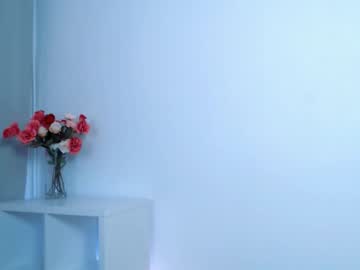 Nude cam girl emmi_rosee image #1134858